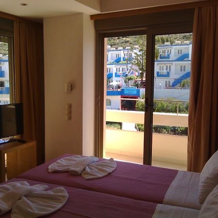 Maria Apartments Agia Pelagia  Extérieur photo